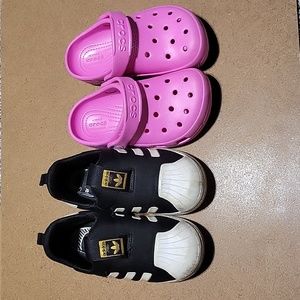 Adidas superstar and Crocs shoe bundle kids size 10k c10